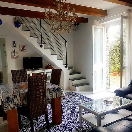 Fra Gli Ulivi Villa Genua