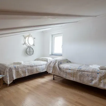 Fra Gli Ulivi Genua
